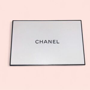 CHANEL Classic White and Black Gift Box